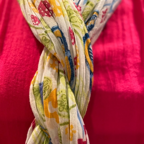 Multi Color Scarf - Picture 3 of 9